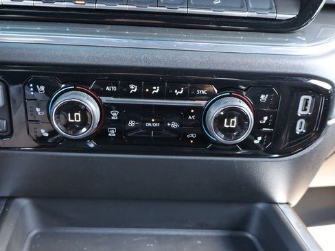 Used 2025 Chevrolet Silverado 2500 High Country w/ Technology Package AWD/4WD image 10