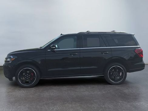 Used 2024 Ford Expedition Limited AWD/4WD image 2