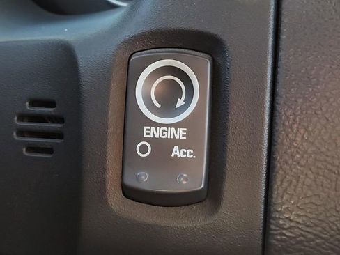 Used 2006 Chevrolet Corvette Convertible w/ Preferred Equipment Group image 21