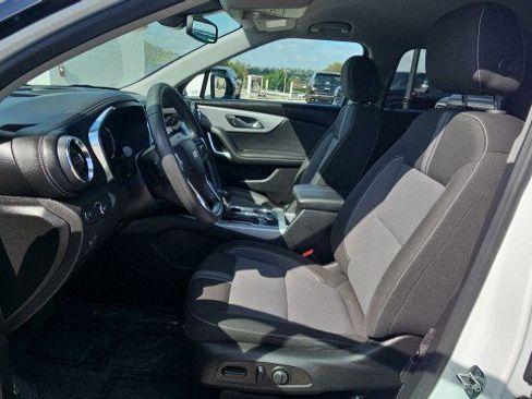 Used 2023 Chevrolet Blazer LT w/ Convenience Package FWD image 18