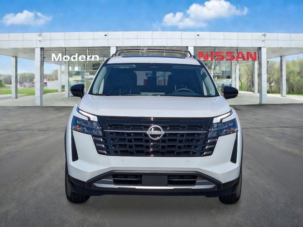 New 2026 Nissan Pathfinder SL w/ SL Premium Package AWD/4WD image 8
