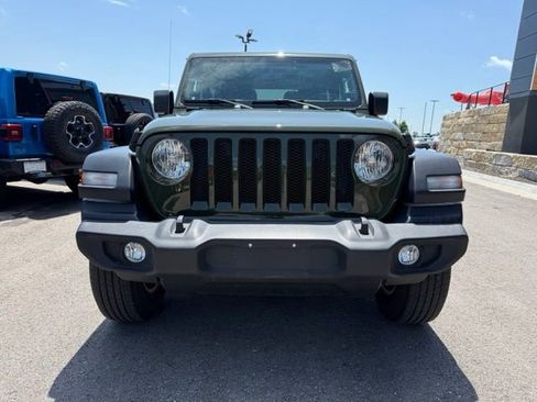 Used 2022 Jeep Wrangler Sport AWD/4WD image 8
