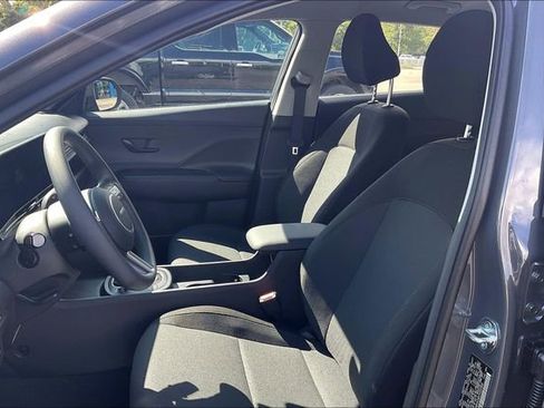 New 2026 Hyundai Kona SE image 9