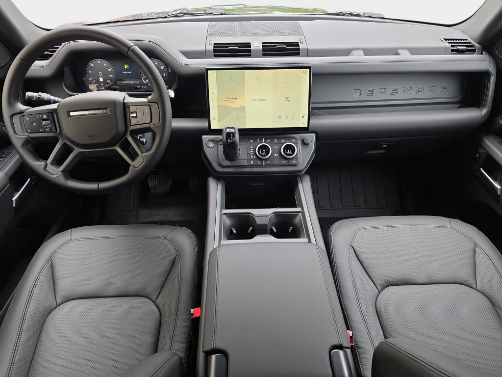 New 2026 Land Rover Defender 110 X-Dynamic SE AWD/4WD image 9