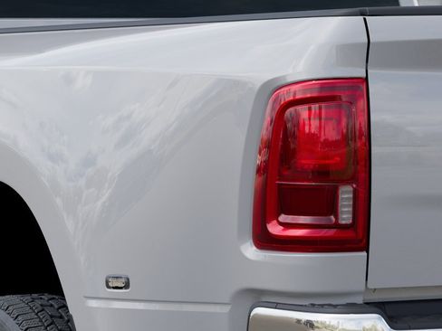 New 2026 RAM 3500 Tradesman AWD/4WD image 36