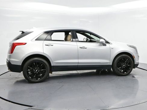 Used 2019 Cadillac XT5 Luxury FWD image 8