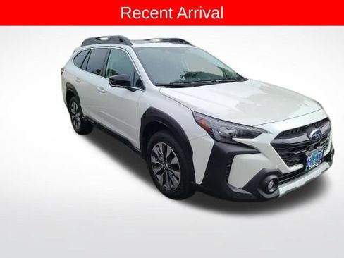 Used 2025 Subaru Outback Limited w/ Popular Package #2 AWD/4WD image 8