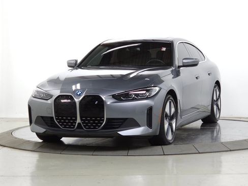 Used 2023 BMW i4 eDrive35 image 3