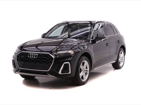Certified 2023 Audi Q5 e Premium Plus w/ Premium Plus Package AWD/4WD image 1