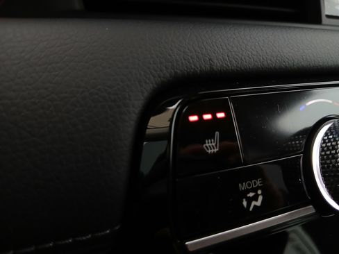 New 2025 Honda Pilot Touring image 15