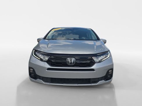 Used 2025 Honda Odyssey Elite image 8