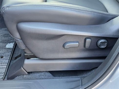 New 2026 Subaru Ascent Limited image 14