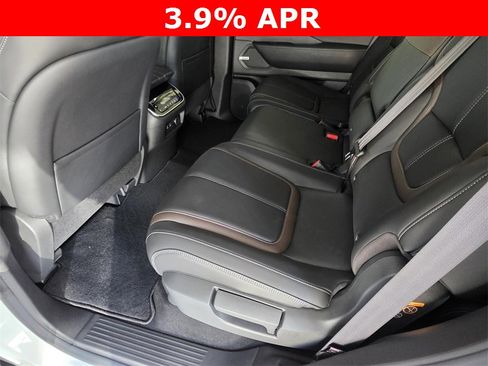 New 2026 Nissan Armada SL image 9