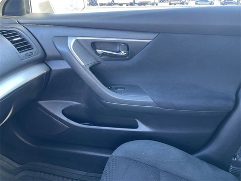 Used 2015 Nissan Altima 2.5 S image 19
