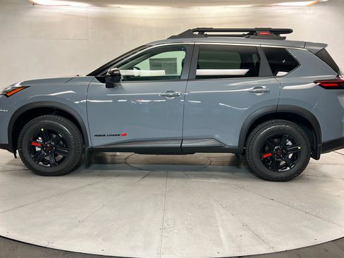 New 2026 Nissan Rogue SV AWD/4WD image 2