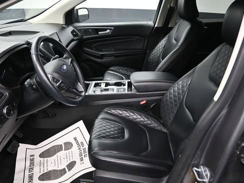 Used 2024 Ford Edge Titanium AWD/4WD image 15
