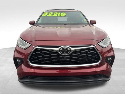 Used 2021 Toyota Highlander Limited image 8
