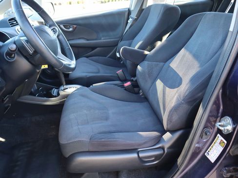 Used 2010 Honda Fit Sport image 2