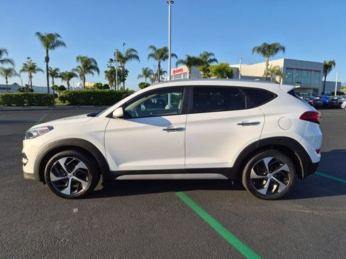 Used 2018 Hyundai Tucson Limited FWD image 9