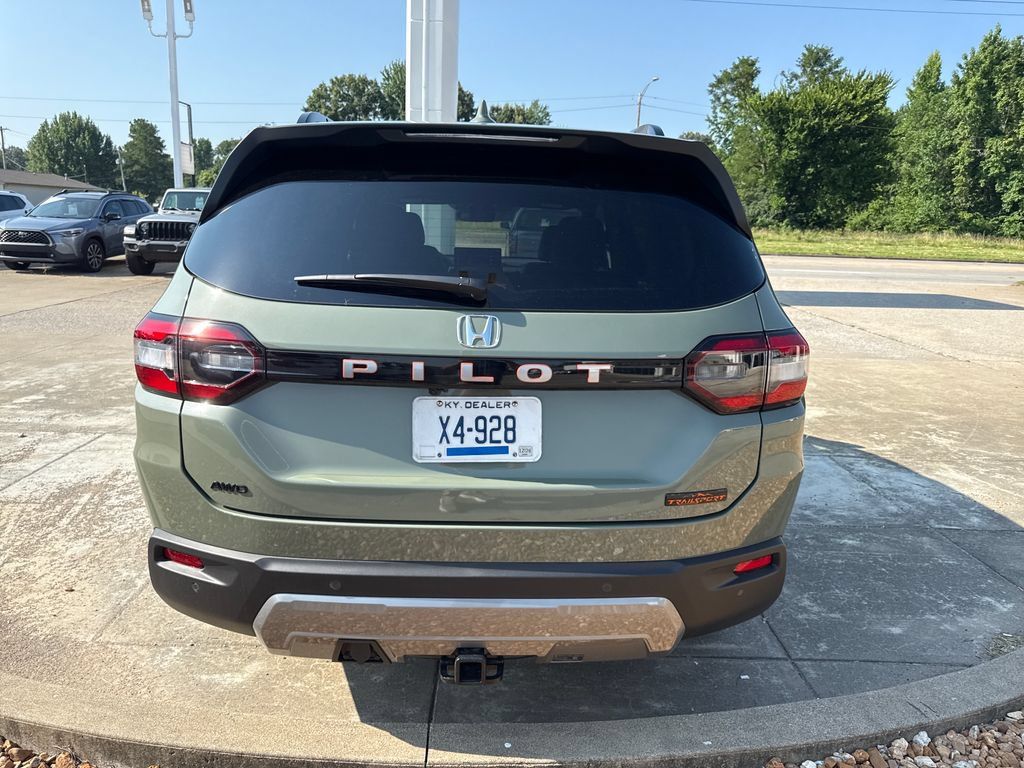 New 2026 Honda Pilot TrailSport image 4