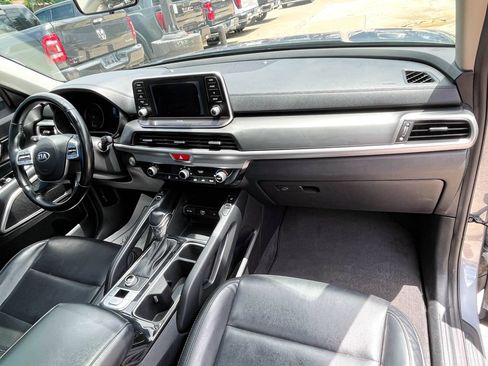 Used 2020 Kia Telluride S w/ S 8 Passenger Seating Package AWD/4WD image 9