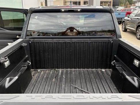 Used 2024 Toyota Tacoma TRD Off-Road image 24