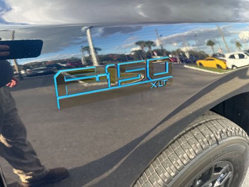 Used 2025 Ford F150 Lightning XLT image 6