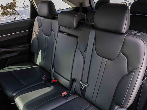 Certified 2023 Kia Sorento S image 21