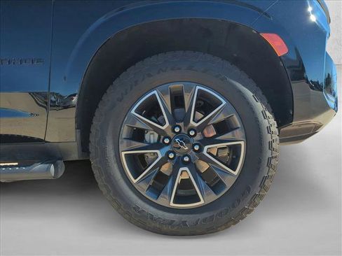 Used 2021 Chevrolet Tahoe Z71 image 21