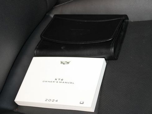 Used 2024 Cadillac XT6 Premium Luxury w/ LPO, Floor Liner Package FWD image 28