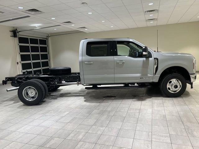 New 2026 Ford F350 Lariat AWD/4WD image 6