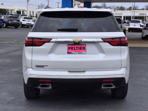 Used 2023 Chevrolet Traverse High Country image 5