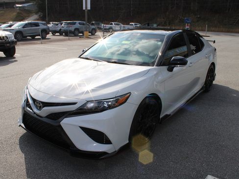 Used 2021 Toyota Camry TRD image 7