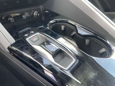 New 2025 Audi Q5 Premium Plus image 28