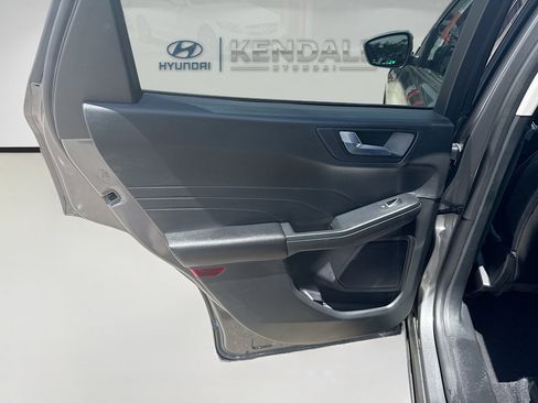 Used 2022 Ford Escape SEL FWD image 23