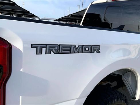 Used 2026 Ford F250 Lariat w/ Tremor Off-Road Package image 30