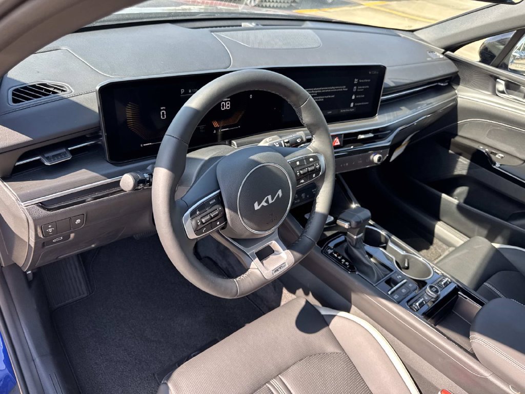 New 2027 Kia K5 GT-Line AWD/4WD image 18