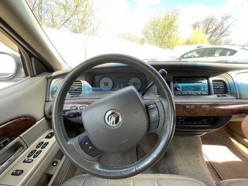 Used 2007 Mercury Grand Marquis LS RWD image 33