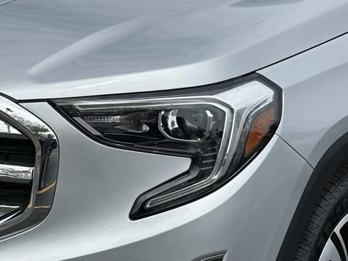 Used 2019 GMC Terrain SLT w/ Preferred Package FWD image 7