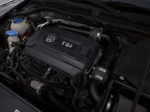 Used 2014 Volkswagen Jetta SE FWD image 40