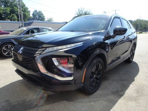 Used 2022 Mitsubishi Eclipse Cross LE AWD/4WD image 1