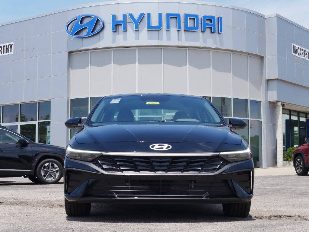 New 2026 Hyundai Elantra SEL FWD image 5