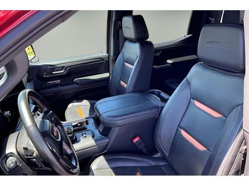 Used 2025 GMC Sierra 1500 AT4 w/ AT4 Premium Package AWD/4WD image 19
