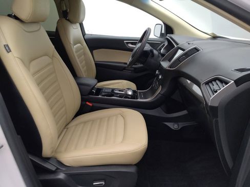 Used 2019 Ford Edge SEL w/ Equipment Group 201A FWD image 21