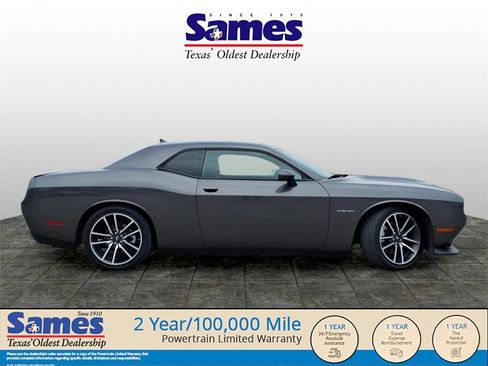 Used 2022 Dodge Challenger R/T w/ Plus Package image 5
