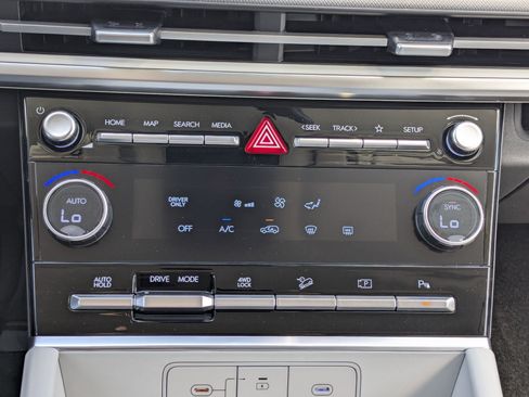 Certified 2026 Hyundai Santa Fe SE AWD/4WD image 23