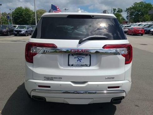 Used 2023 GMC Acadia Denali w/ Denali Ultimate Package AWD/4WD image 7
