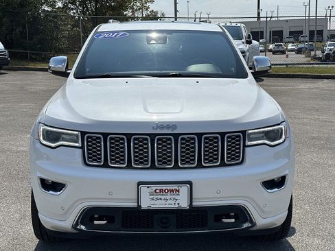 Used 2017 Jeep Grand Cherokee Overland w/ Jeep Active Safety Group image 9