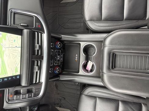 Used 2024 Chevrolet Tahoe LT w/ LT Signature Package image 30