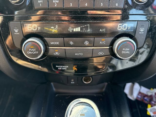 Used 2017 Nissan Rogue Sport SV AWD/4WD image 28